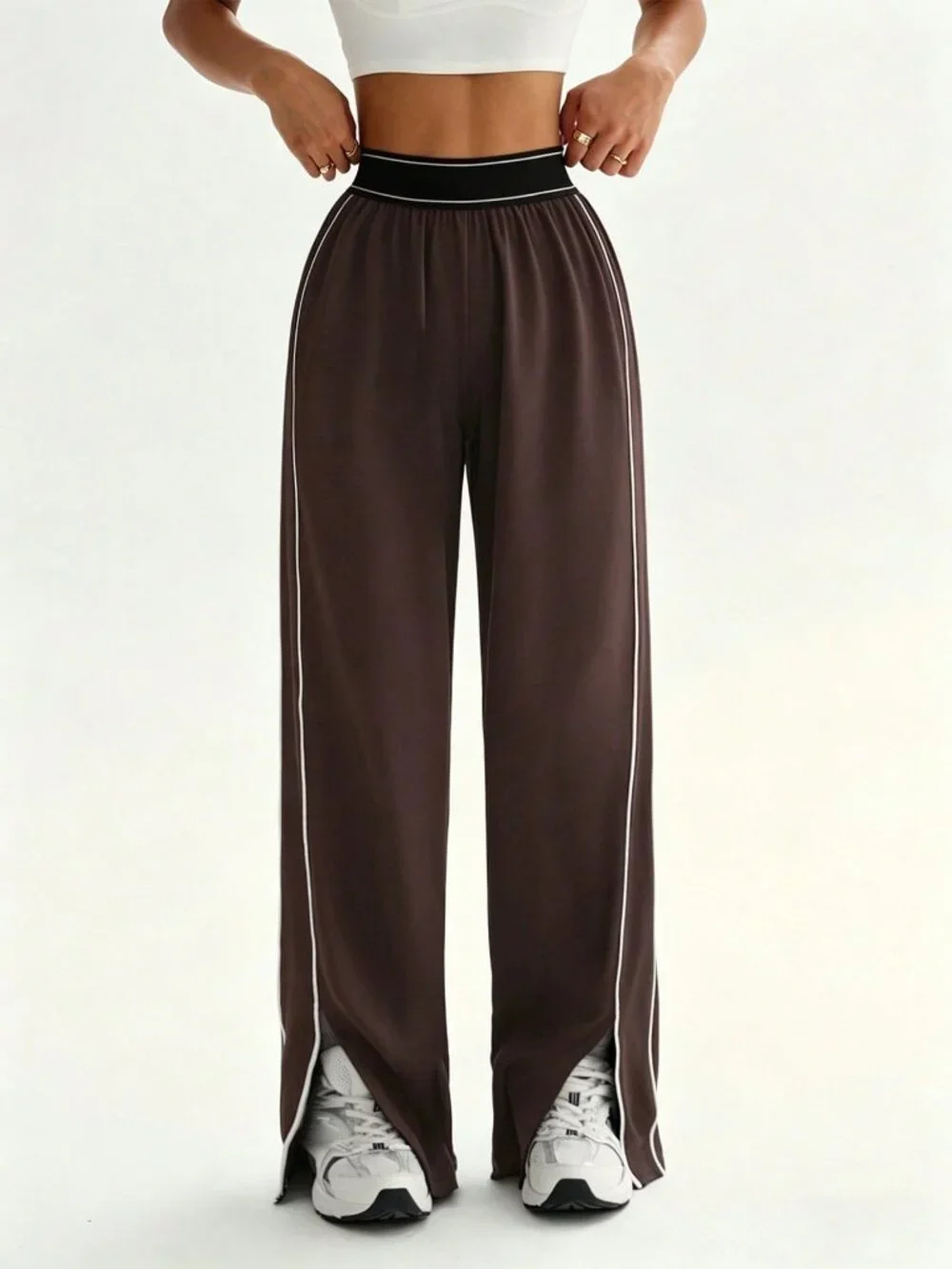 Rust Brown Loose Fit Straight Leg Women's Sweatpants with Pockets - Picture 4 of 4